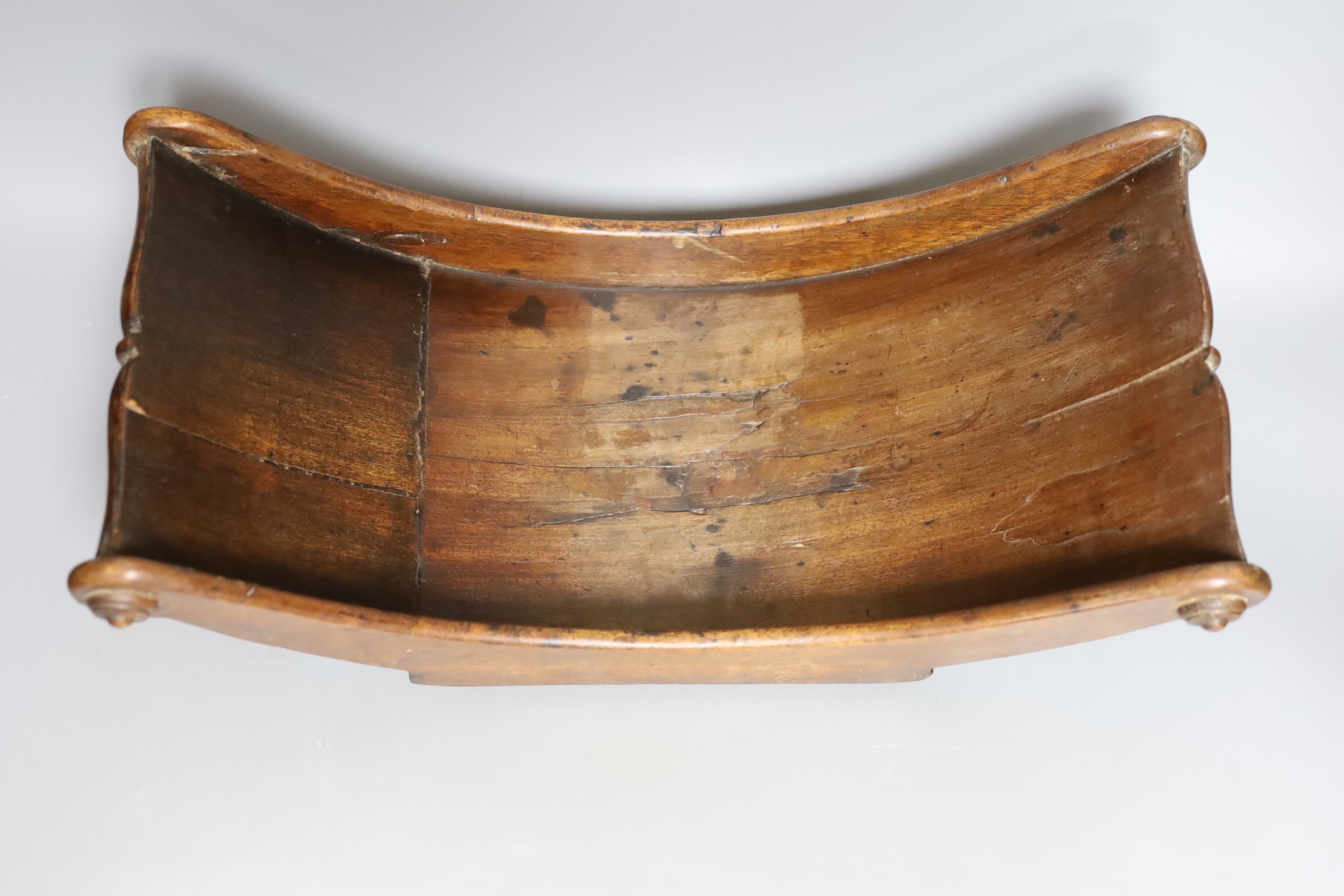 A 19th century mahogany table top cheese coaster 42cm